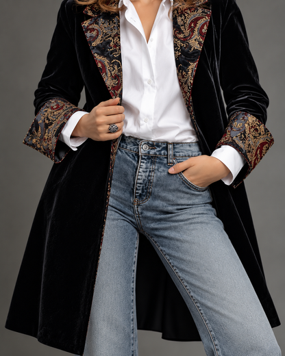 Lynne™ | Elegant Blazer with Baroque Print