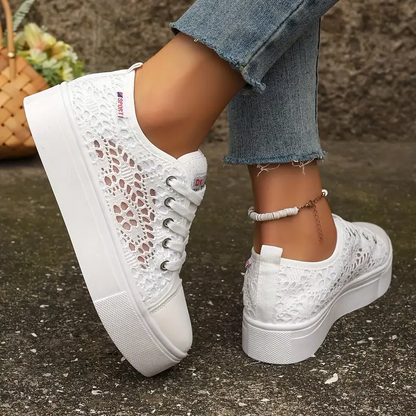 Auke™ | Comfortable Orthopaedic Trainers