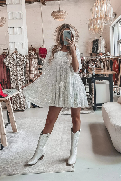 Lilia™ | Elegant Flowing Sequin Party Dress