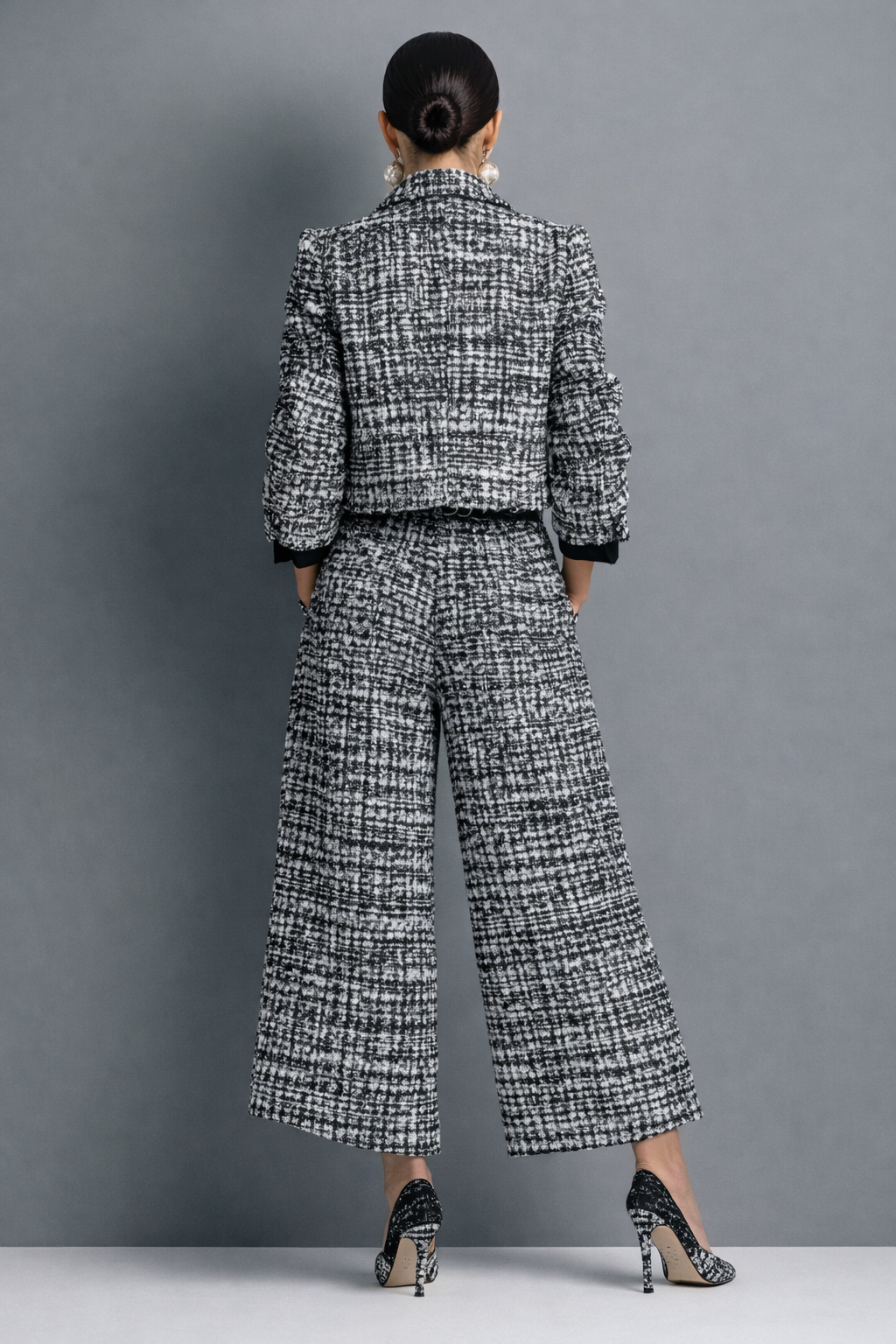 Isabelle | Tweed Set for Cold Days